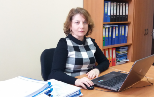 ადვოკატი: ,,მკვლელობაში ბრალდებული დედა დუმილის უფლებას იყენებს"