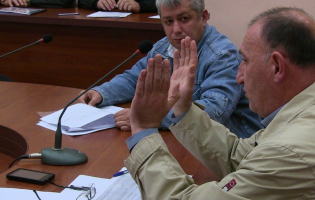 ,,რა ვქნათ" - ომში დაღუპულთა დედების საკითხი