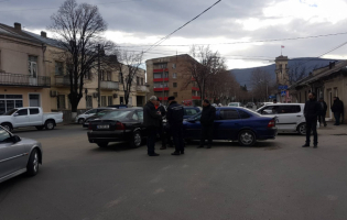მორიგი ავარია სამხატვრო სკოლასთან