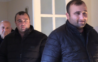 ,,ქართული ოცნების" გორის ოფისში ძველი და ახალი გუნდის წევრების შეხვედრა გაიმართა