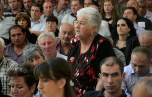 გუბერნატორი: ,,მივხედავთ, ქალბატონო, ვინც გაგაბრაზათ"