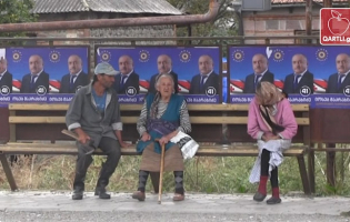 გორის ოლქთან გაერთიანებული სოფელ ტინისხიდის ამომრჩევლები კანდიდატების შესახებ