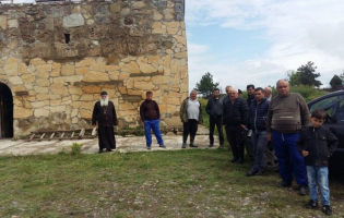 რვა დღეა რუისში უძველესი ეკლესია სახურავის გარეშეა დარჩენილი