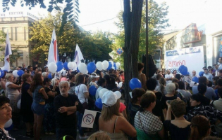ირაკლი ალასანია გორელ ამომრჩეველს შეხვდა