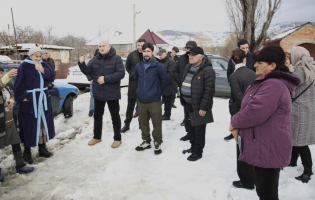 ზარდიანთკარში 28 სახლის რეაბილიტაციის პროექტი თითქმის დასრულებულია - აცხადებენ გორის მერიაში