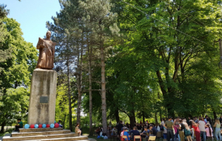 სოფელ არეშფერანში ოსური ენის დღე აღნიშნეს