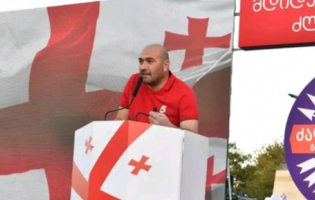 ენმ-ს ერთ-ერთ ლიდერს რეზო კახნიაშვილს აშშ-ში პოლიტიკური თავშესაფარი მისცეს