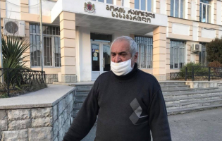,,პირბადის უქონლობის გამო პოლიციელებმა მცემეს" - აცხადებს ვარიანში მცხოვრები მოქალაქე