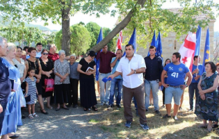 თემურ ხუბულური და ვალერი გელაშვილი მოსახლეობას შეხვდნენ (R)