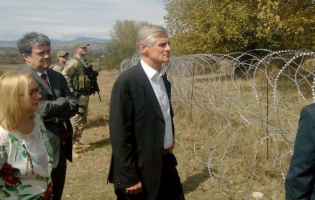 ავსტრიის ხელისუფლების დიპლომატმა ხურვალეთში მავთულხლართები დაათვალიერა