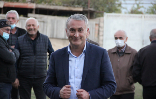 ახალი წლის დღეებში კასპის მერია თვითიზოლაციაში მყოფ პირებს საკვებს დაურიგებს