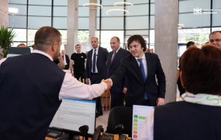 ხაშურში გაიხსნა იუსტიციის სახლი, რომლის მშენებლობა 3 წლის წინ დაიწყო