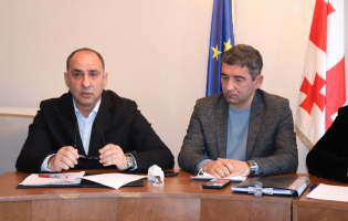 ხაშურში დაიქირავეს კომპანია, რომელმაც შარშან თბილისში ,,საახალწლო სოფელი'' მოაწყო