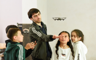 სწავლა სწავლებისთვის — გაიცანით 19 წლის ტექნოლოგიების მასწავლებელი ფარცხანაყანევიდან