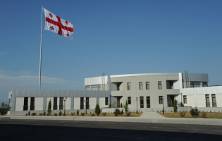 იუნკერმა თავდაცვის აკადემია მიატოვა - გორის სასამართლოში ჯარიმის ოდენობაზე იმსჯელეს