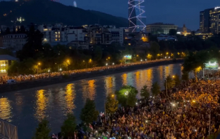 ,,კი ევროპას, არა რუსულ კანონს'' - მარში თბილისში ევროპის მოედნისკენ