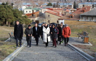 გორში ევროკომისიის წარმომადგენლებმა ევროკავშირის მიერ მხარდაჭერილი პროექტები დაათვალიერეს