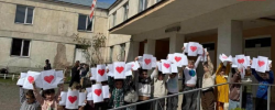 ხაშურის მე-5 საჯარო სკოლის შენობას ხელახალი ექსპერტიზა ჩაუტარდება.
შესაბამისი პირობა მოსწავლეთა მშობლებმა მუნიციპალიტეტის მერისა და
რესურსცენტრის ხელმძღვანელისგან მიიღეს.