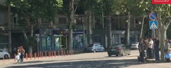 გორში სტადიონის წინ მანქანა ქალს დაეჯახა.
