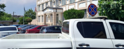 გორსა და მიმდებარე სოფელში ავტომობილის ნასვამ მდგომარეობაში
მართვისთვის ორი მძღოლი დააკავეს. ორივე მათგანი აღნიშნულ
სამართალდარღვევაში განმეორებით არის მხილებული. სასამართლომ
დამრღვევებს 5-დღიანი პატიმრობა, 2 000-ლარიანი ჯარიმა და მართვის
უფლების 1 წლით ჩამორთმევა განუსაზღვრა.