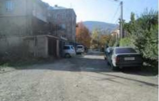 სოხუმის ქუჩაზე გორში ასფალტს დააგებენ