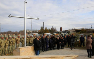 შინდისში დაღუპული სამხედროების ხსოვნის უკვდავსაყოფად 17-ფიგურიანი პორტრეტული ძეგლი დაიდგმება