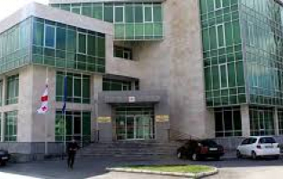 გორის მერიის შენობაში ლიფტი დაზიანდა