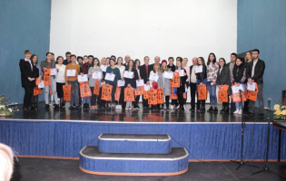 გორის მერიამ 100%-იანი გრანტის მქონე  35 აბიტურიენტი დააჯილდოვა
