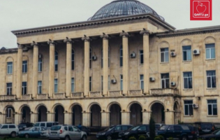 გორის საკრებულოს წინ დაიდგმება საგზაო ნიშანი - ,,დგომა აკკრძალულია"