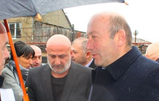 ავტომრეცხავი, მდივანი და ნაკადის მომწესრიგებელი  - ახალი თანამშრომლები გორის მერიაში