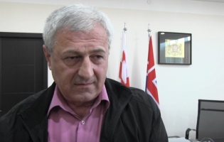 გორისა და ზუგდიდის მერიაში მესამე მოადგილის შტატები გააუქმებინეს