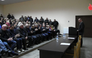 ქარელის გამგებელი ანგარიშით წარსდგა - ძამას ხეობაში ახალი გზის გაგრძელებას ელიან