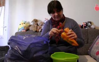 Беженцам привезли болгарский перец в подарок 