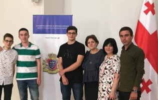 გორის მესამე სკოლის მოსწავლეებმა ისტორიის მკვლევარის პროექტში გაიმარჯვეს