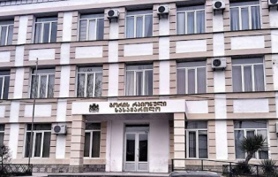 თამარაშენის საგუშაგოზე თავდასხმის ბრალდებით 3 პირი გაასამართლეს