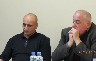 ქარელის საკრებულოში საახალწლო პრემიების აღებას 2015 წლის ბიუჯეტიდან აპირებენ