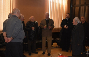 ქალაქის მერი გორის საპატიო მოქალაქეებს შეხვდა
