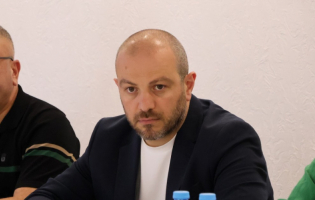 ბუზალაძის დანიშვნის შემდეგ 12 ტენდერი არ შედგა — რა ხდება გორში