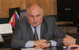 ,,თინიკო ვინ არის?!