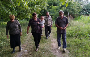 ვარიანში სოფლის დეპუტატს მიწის ნაკვეთის მითვისებაში ადანაშაულებენ