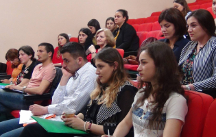 ,,როცა კონფლიქტებს აშუქებ