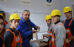 პროფესიულ კოლეჯში ,,განთიადი