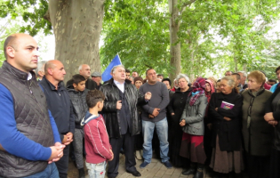 გიორგი თოთლაძემ მორიგი წინასაარჩევნო შეხვედრა აგარის მოსახლეობასთან გამართა (R)