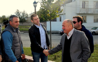 იოსებ მაკრახიძემ შეხვედრა ბერბუკში, წმინდაწყალზე და ჭალის დასახლებაში გამართა