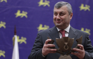 ლეონიდ თიბილოვმა ედუარდ კოკოითს დაბადების დღე მიულოცა