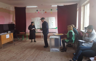 12:00 ,,საიას