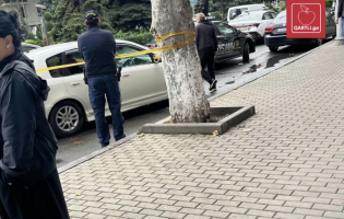გორის ცენტრში, სტალინის გამზირზე ავტომობილი ქვეითს დაეჯახა