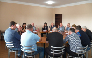 ხაშურში სტიქიისთვის გამოყოფილი მილიონამდე ლარი გადაანაწილეს